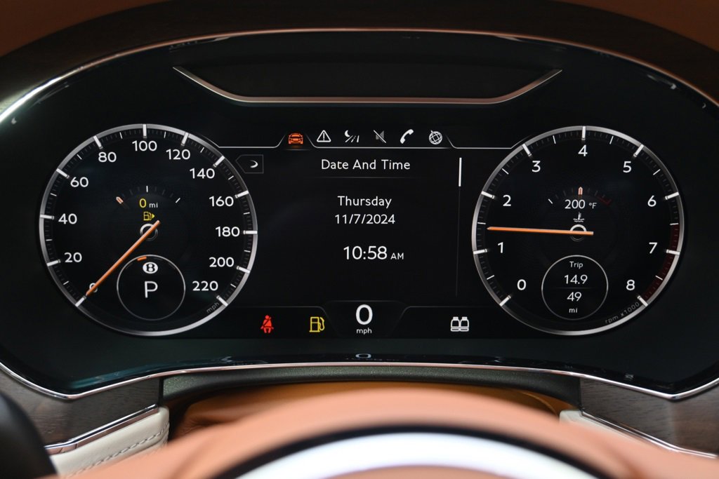 Used 2024 Bentley Continental GT image 30