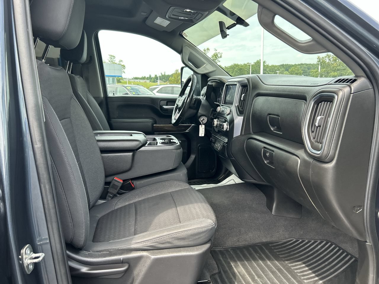 Used 2020 GMC Sierra 2500 SLE AWD/4WD image 15
