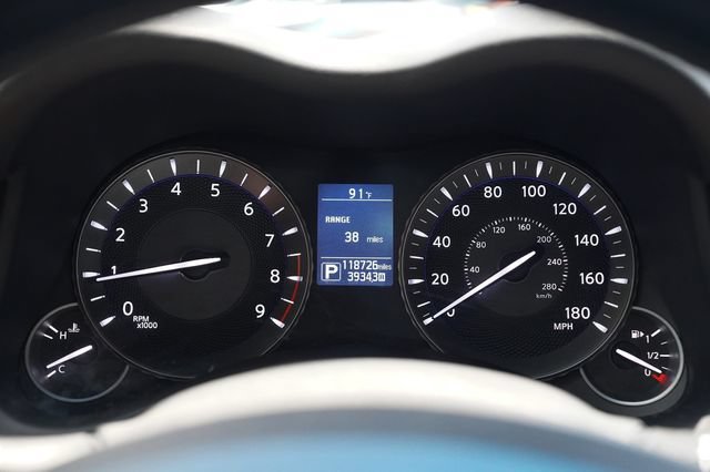 Used 2018 INFINITI Q70 L 3.7 AWD/4WD image 30