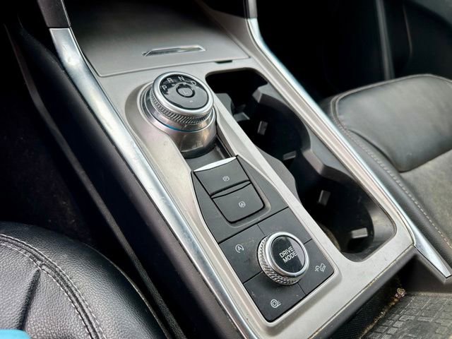 Used 2023 Ford Explorer Limited w/ Limited Technology Package image 32