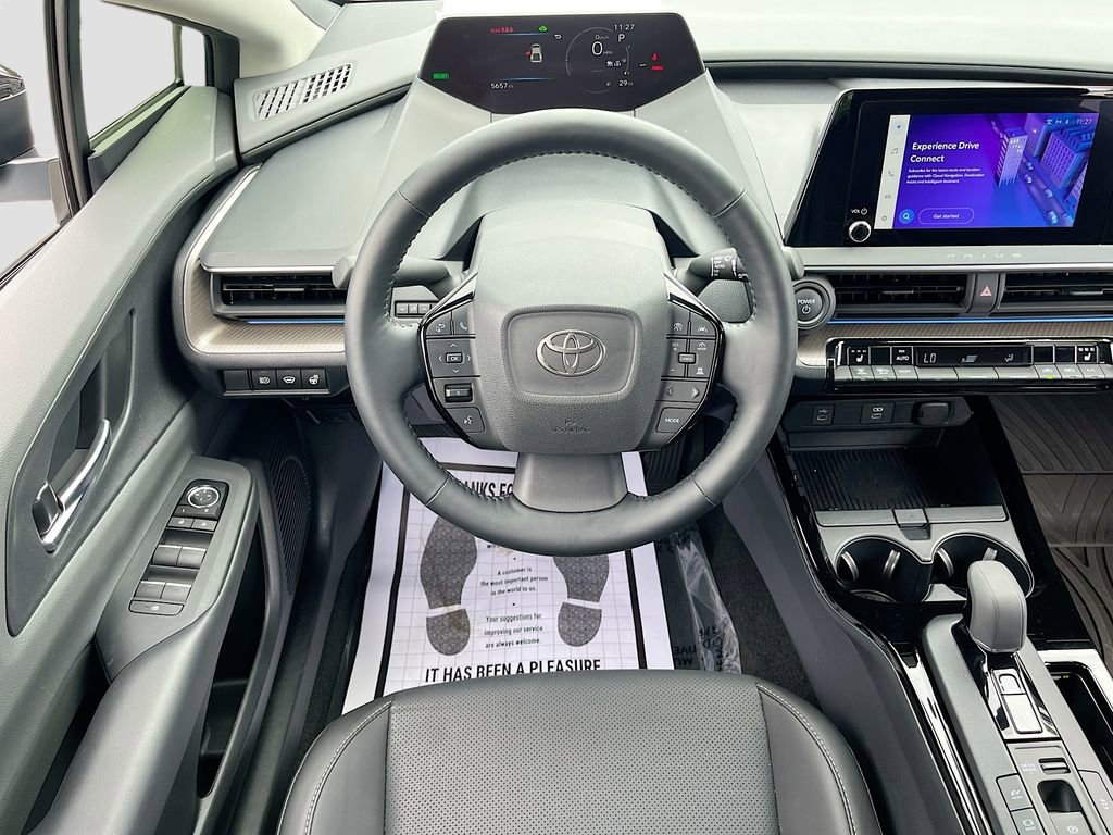 Used 2025 Toyota Prius XLE FWD image 21