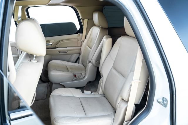Used 2014 Cadillac Escalade Premium AWD/4WD image 19