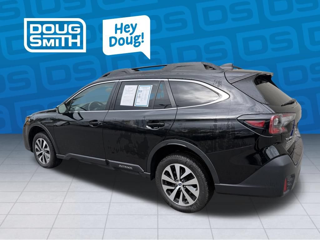 Used 2022 Subaru Outback Premium AWD/4WD image 3