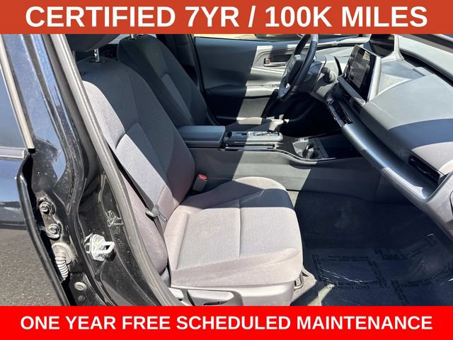 Used 2025 Toyota Prius LE FWD image 9