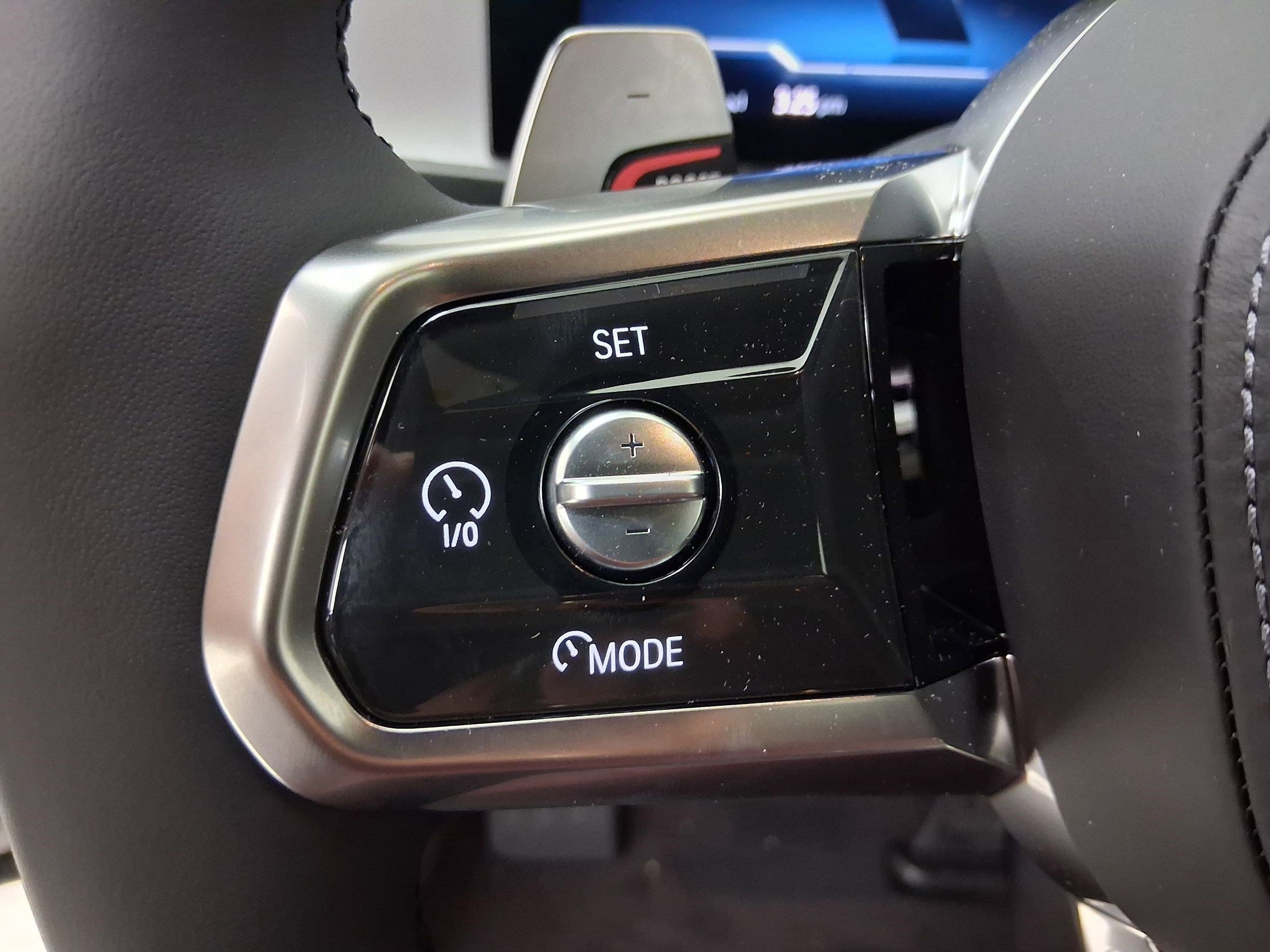 New 2026 BMW 750e xDrive w/ Premium Package AWD/4WD image 15