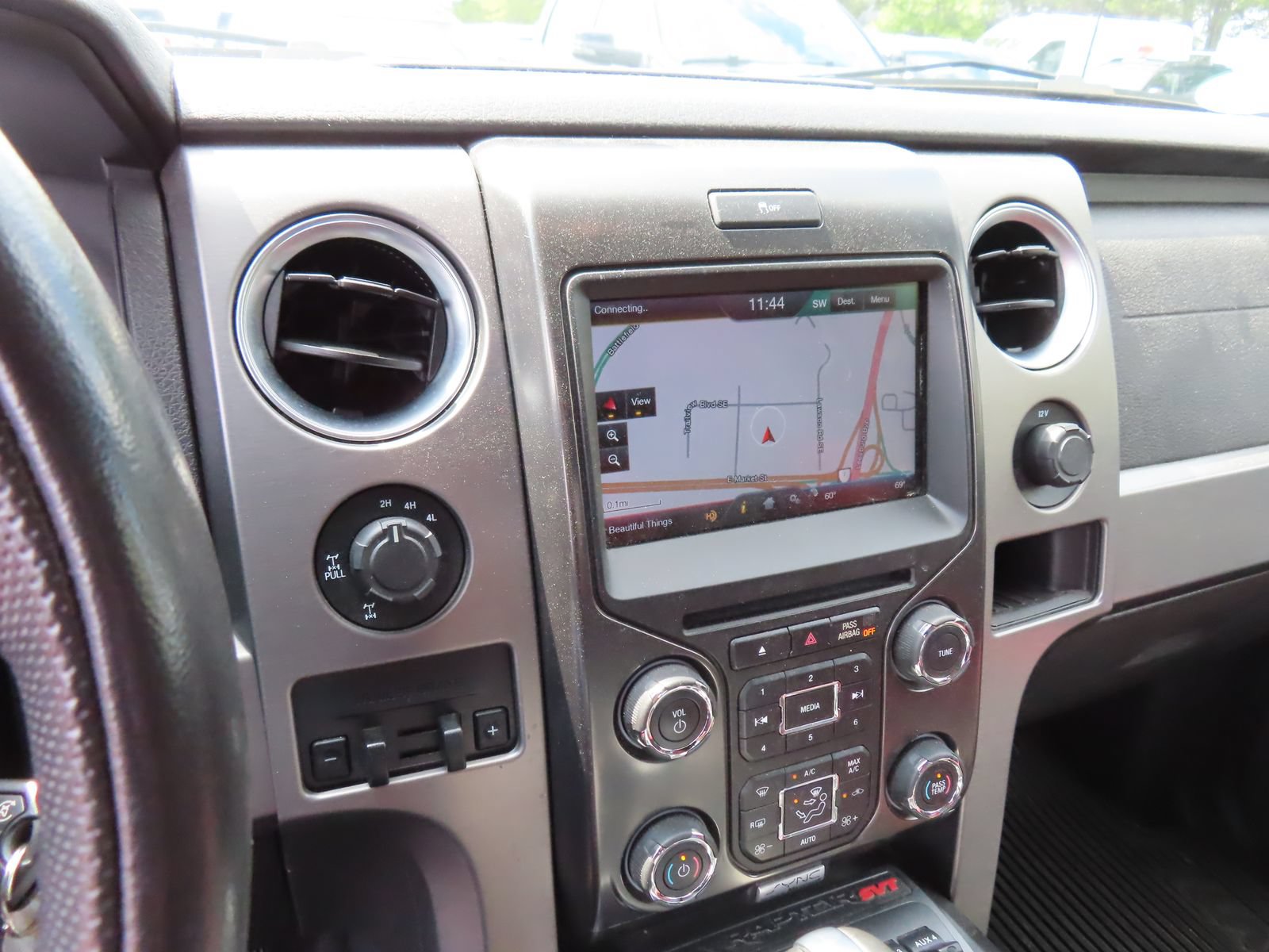 Used 2014 Ford F150 Raptor w/ Equipment Group 801A Luxury AWD/4WD image 22