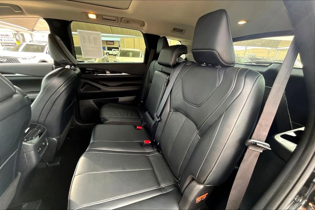 Certified 2023 INFINITI QX60 Pure image 39