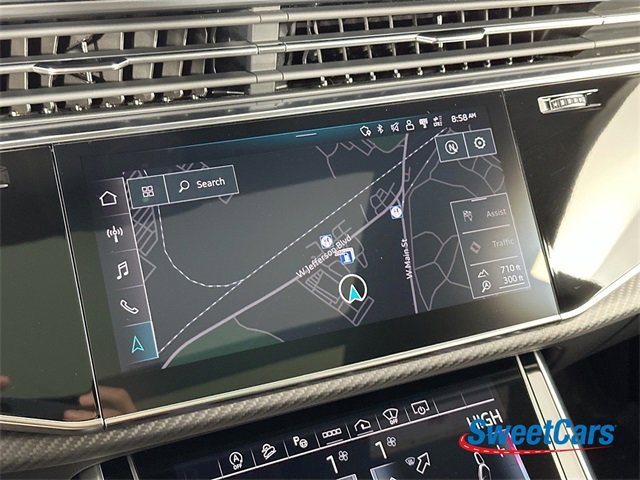 Used 2024 Audi RS Q8 image 26