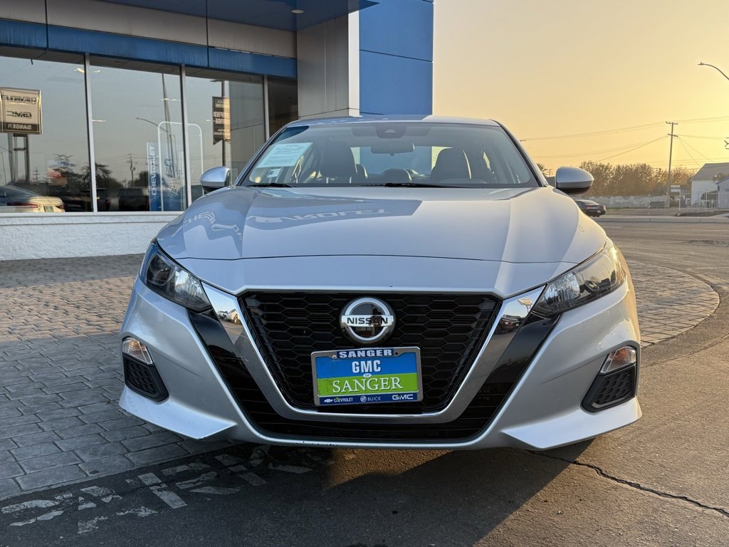 Used 2022 Nissan Altima 2.5 S image 2
