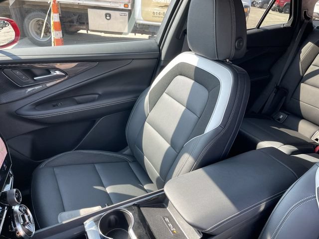 Used 2024 Chevrolet Blazer EV LT AWD/4WD image 25