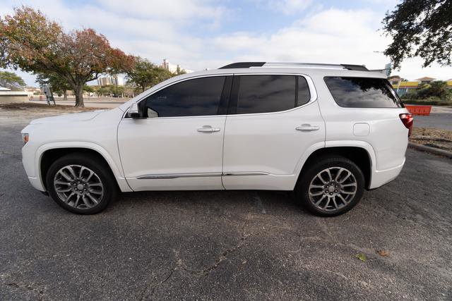 Used 2022 GMC Acadia Denali w/ Denali Ultimate Package image 6