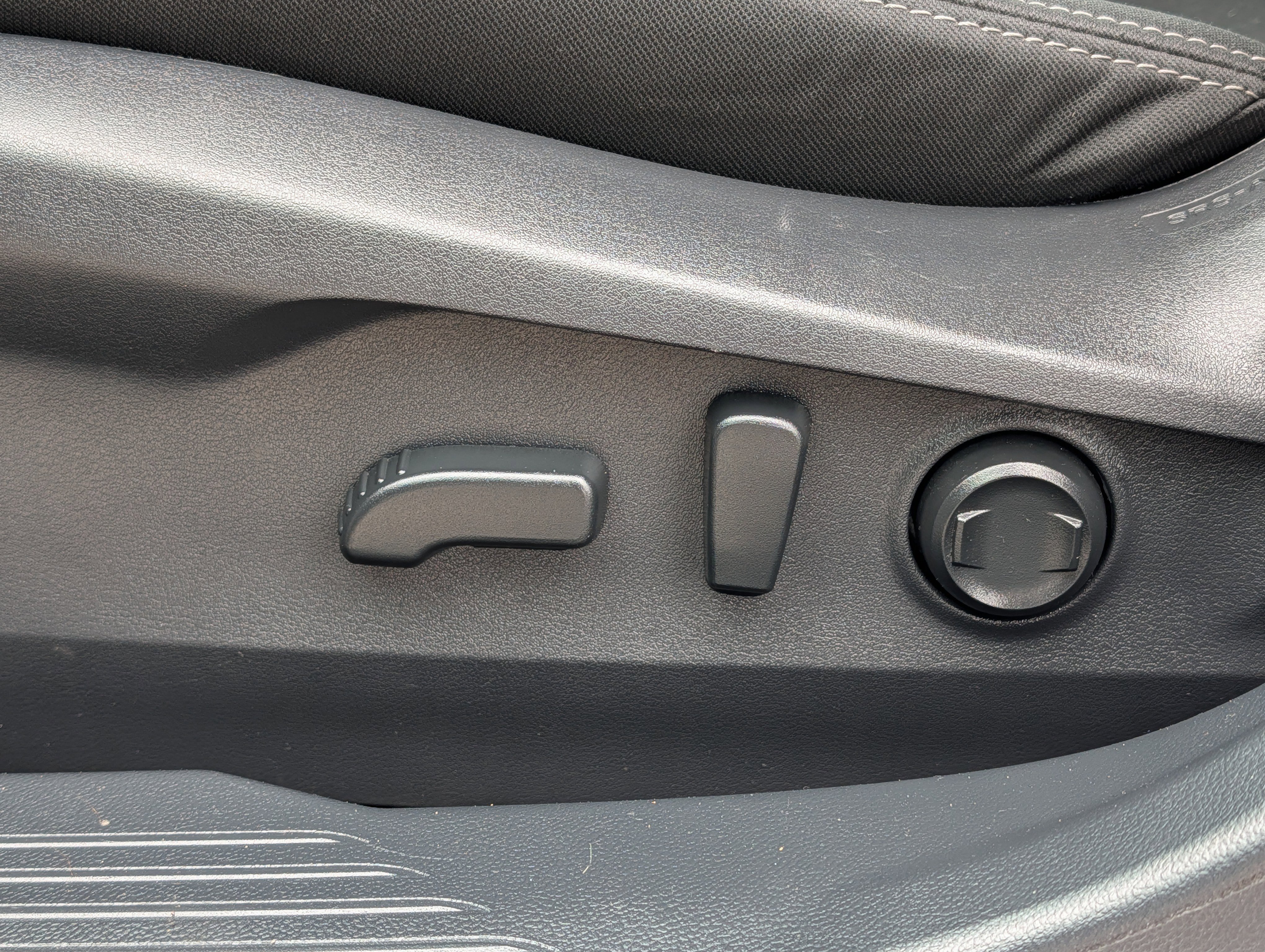 Used 2022 Subaru Outback Premium image 20