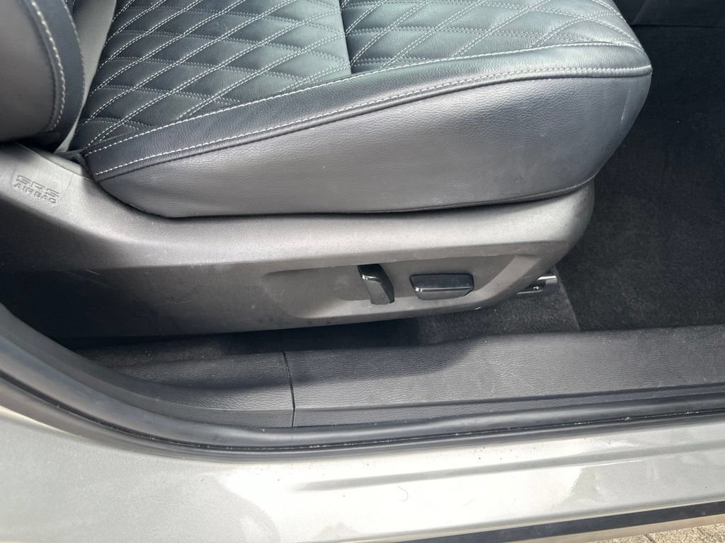 Used 2024 Mitsubishi Outlander SEL FWD image 37