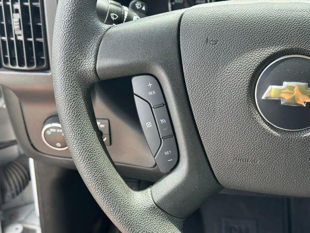 Used 2024 Chevrolet Express 3500 LT w/ LT Preferred Equipment Group RWD image 4
