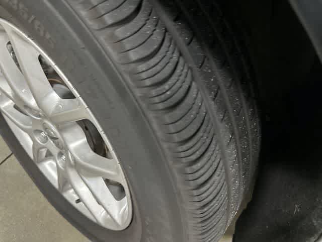 Used 2025 Chrysler Pacifica Select FWD image 29