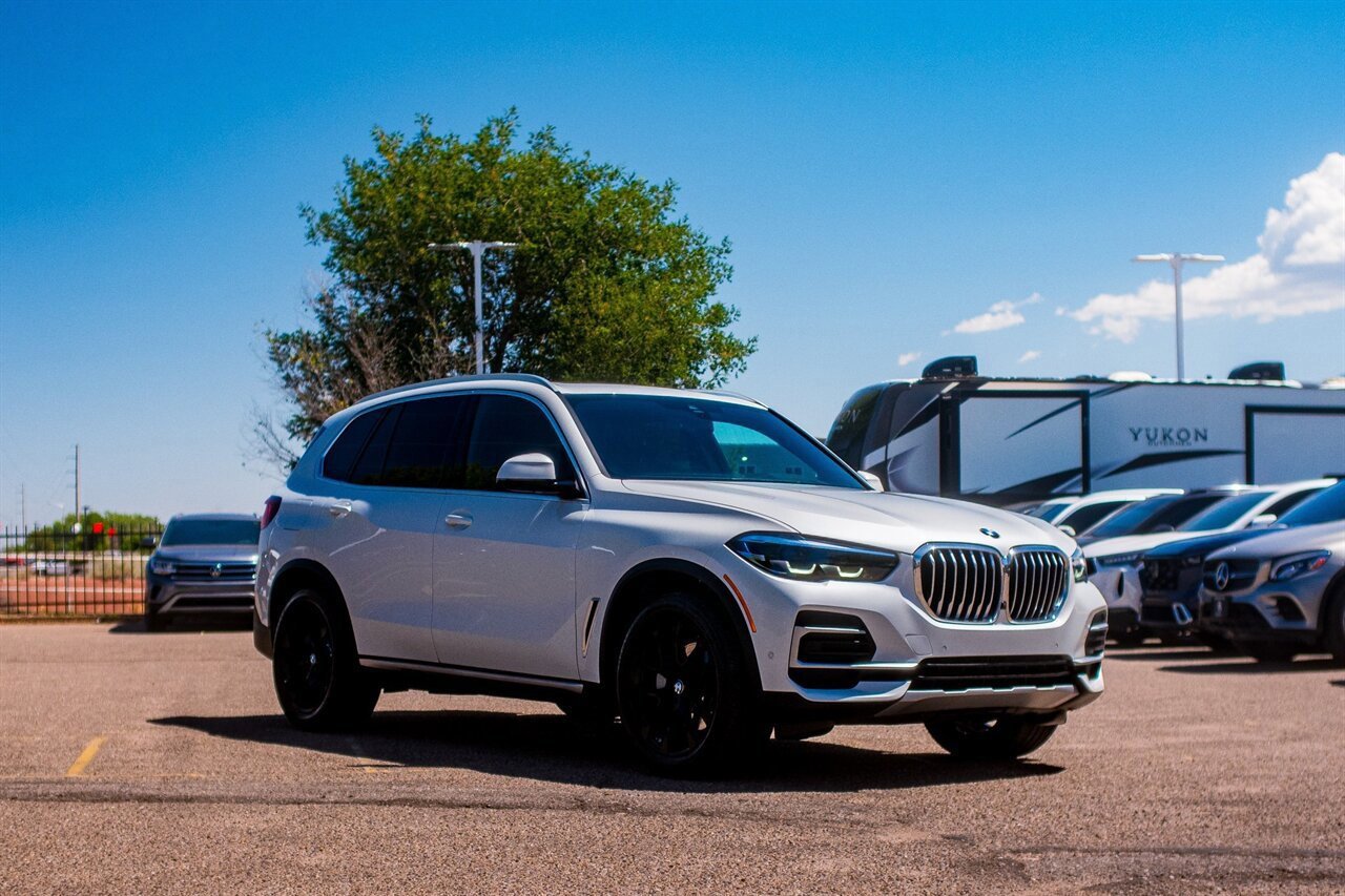 Used 2022 BMW X5 xDrive40i w/ Premium Package