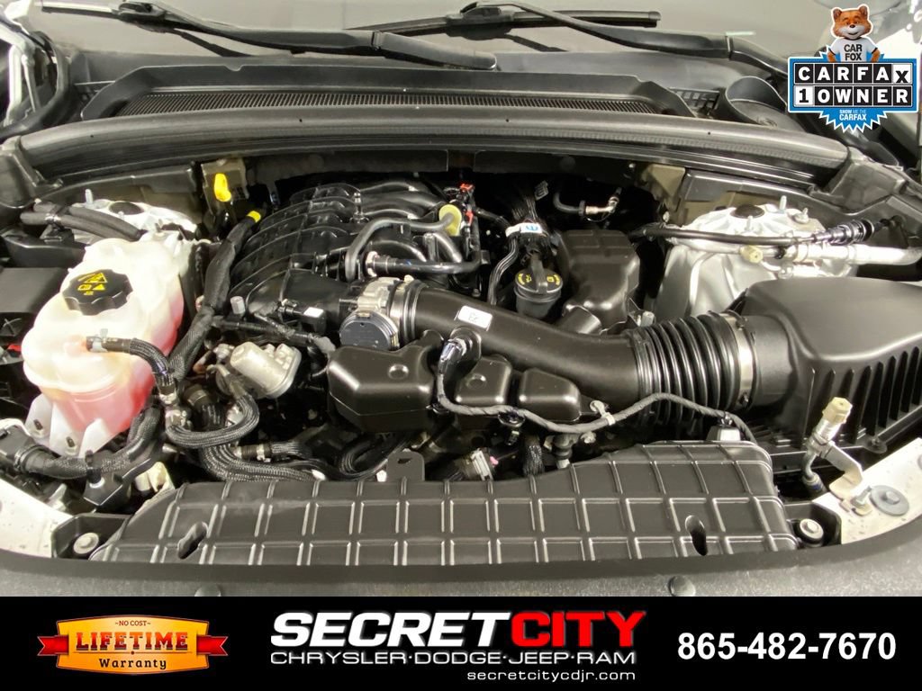 Used 2023 Jeep Grand Cherokee L Laredo AWD/4WD image 34