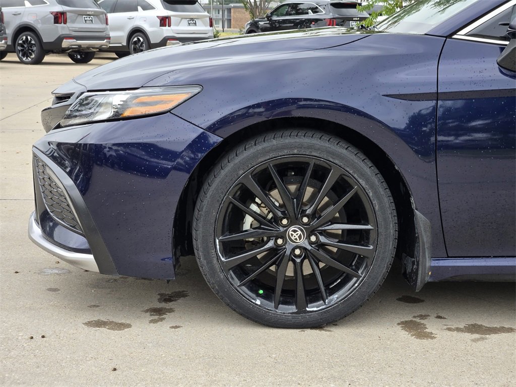 Used 2022 Toyota Camry XSE image 14