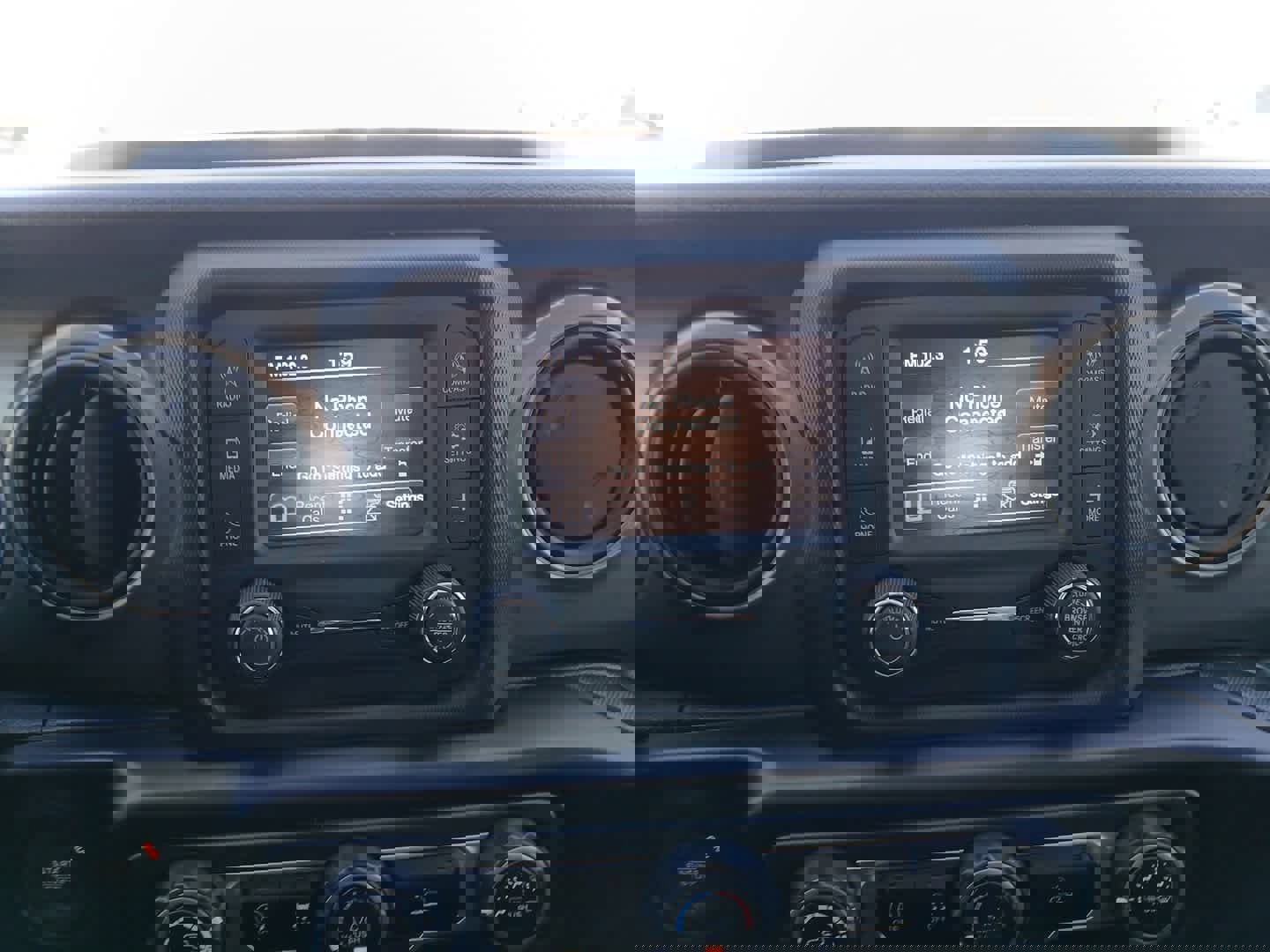 Used 2021 Jeep Wrangler Unlimited Sport image 34