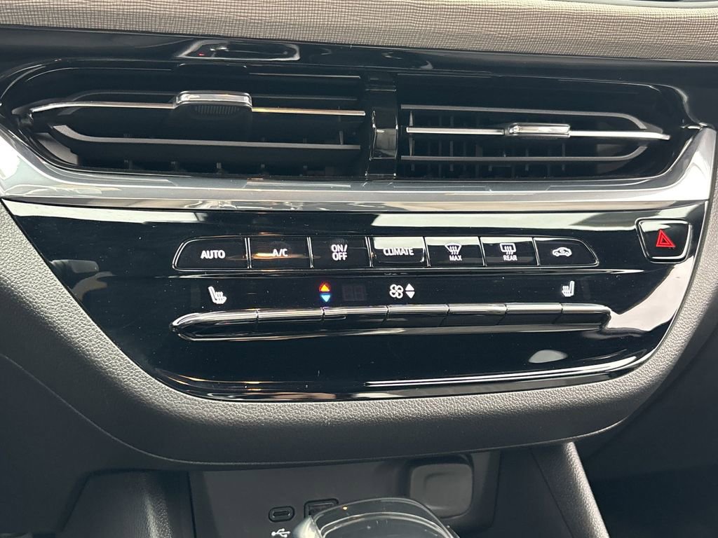 Used 2025 Buick Envista Avenir image 21