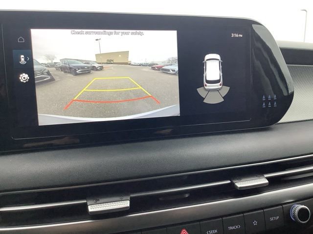 Used 2023 Hyundai Palisade SE image 31