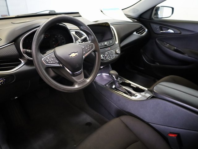 Used 2023 Chevrolet Malibu LT image 4