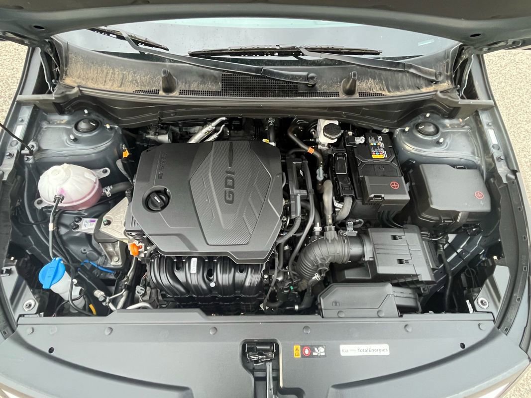 Used 2024 Kia Sportage LX image 23