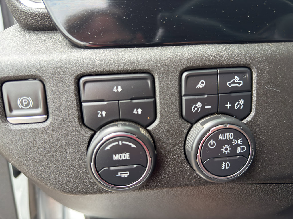 Used 2024 Chevrolet Silverado 2500 LT w/ All Star Edition AWD/4WD image 16