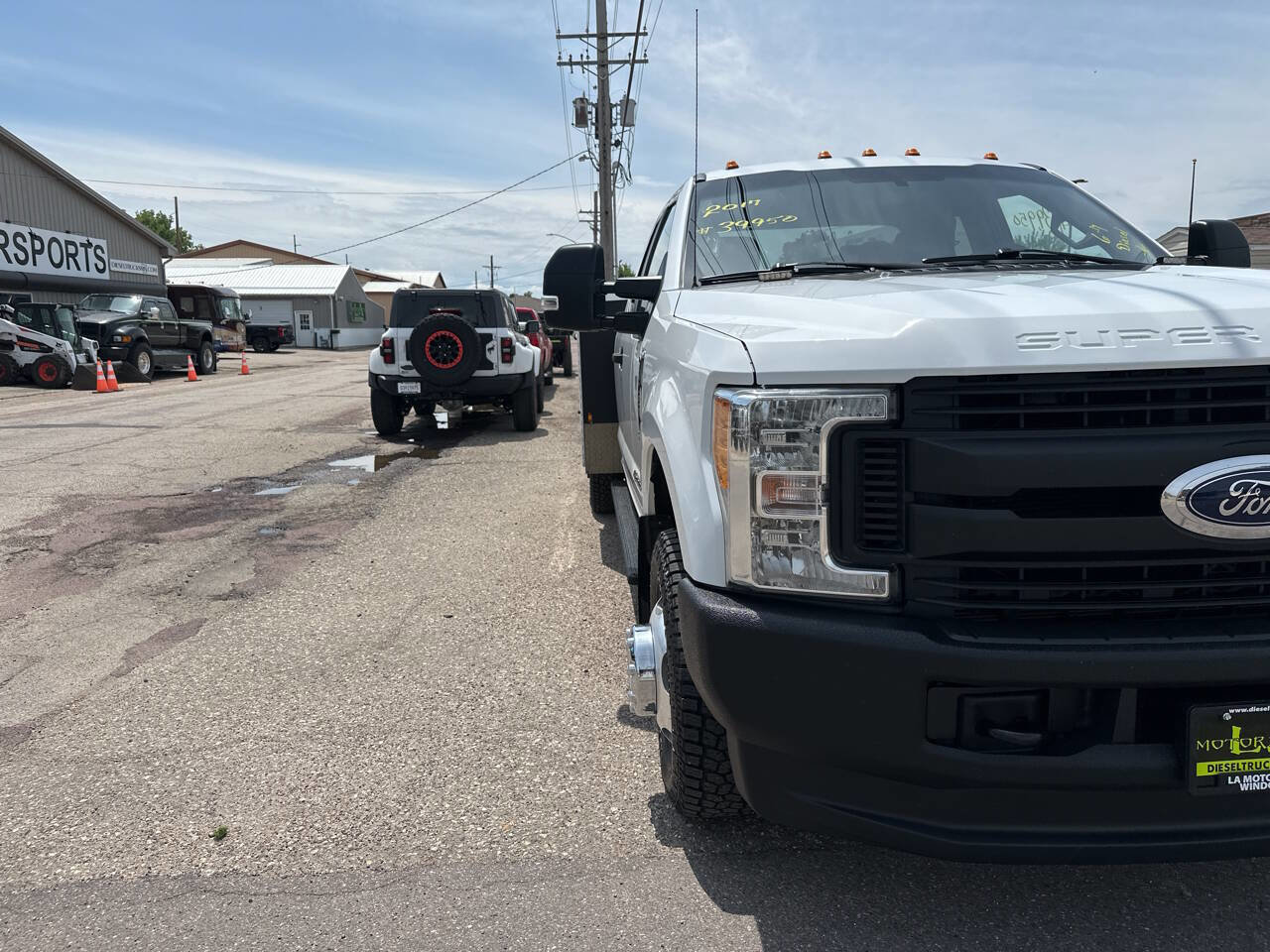 Used 2017 Ford F350 XL w/ Power Equipment Group image 35