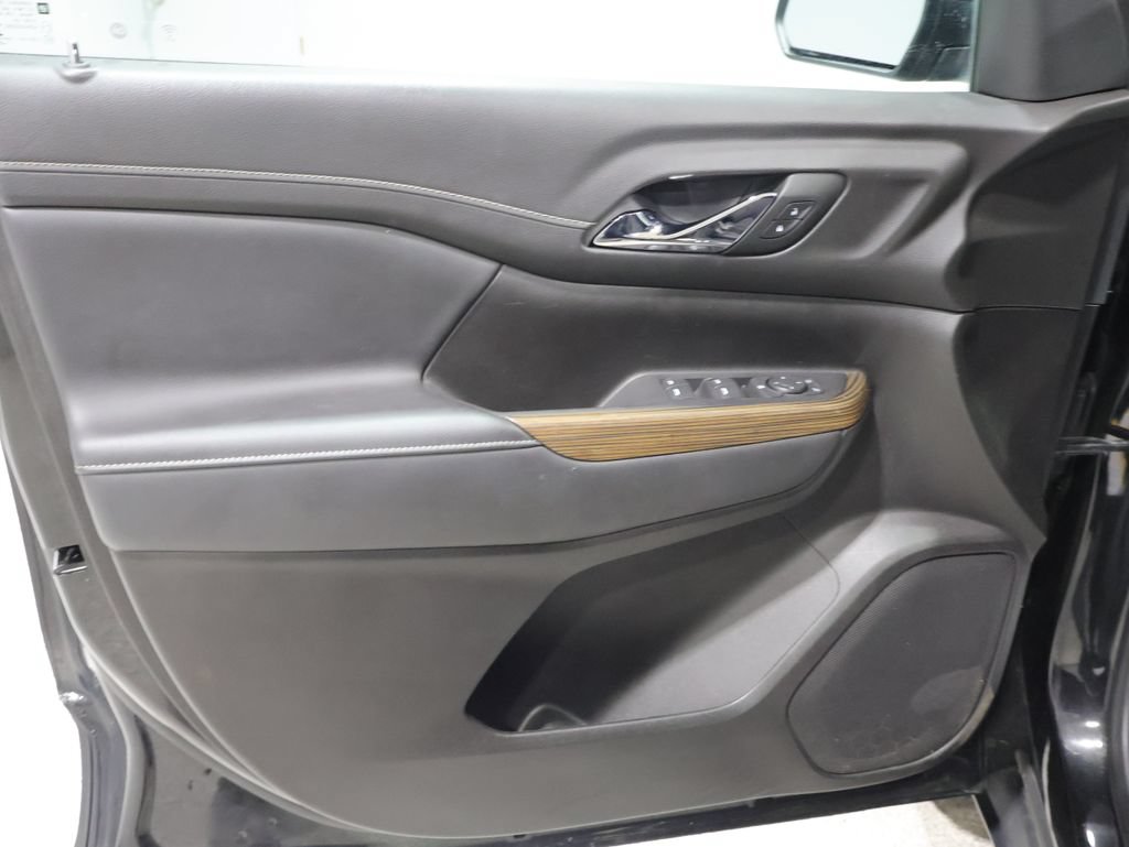 Used 2023 GMC Acadia SLE AWD/4WD image 12