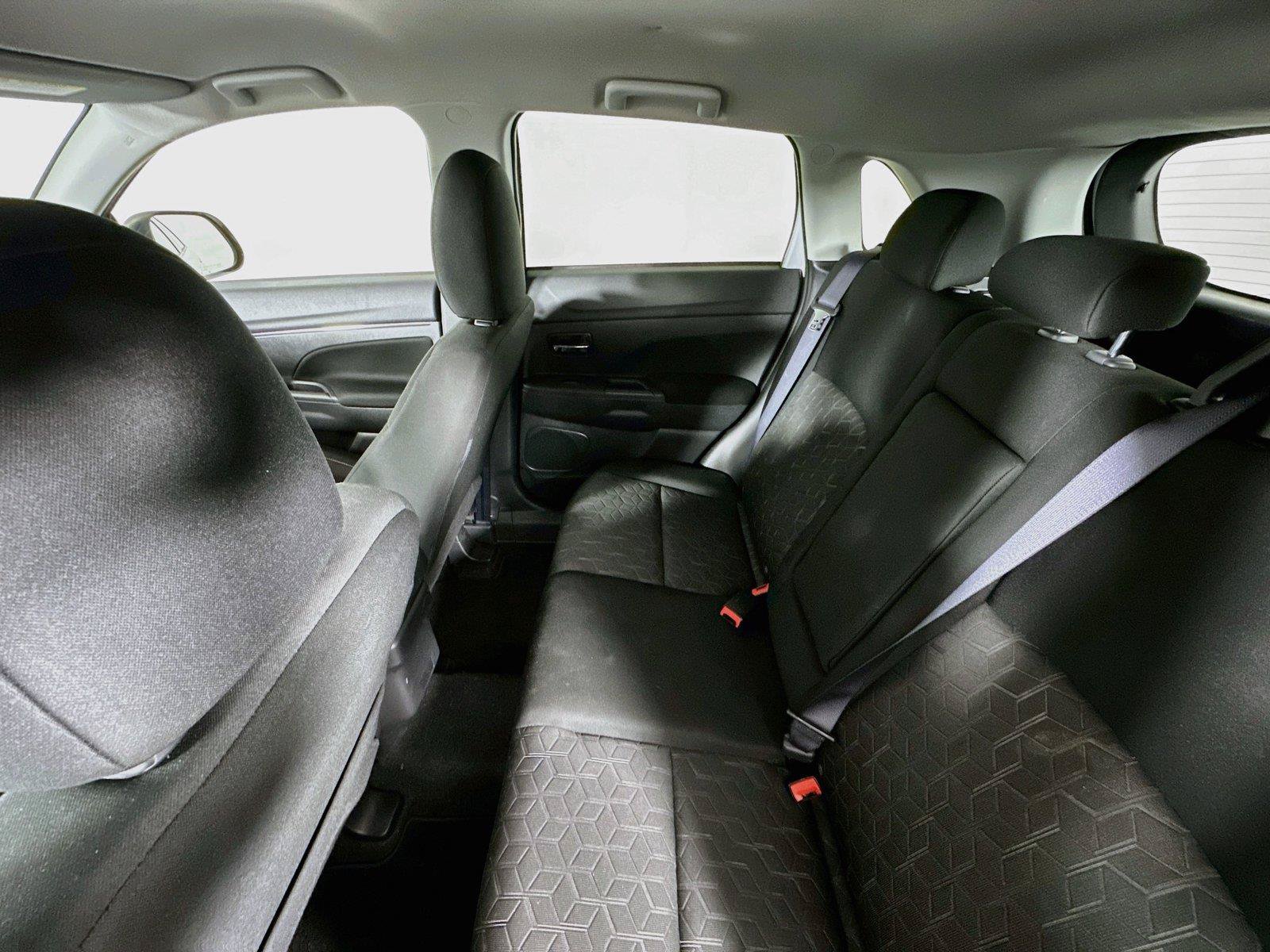 Used 2025 Mitsubishi Outlander Sport ES AWD/4WD image 11