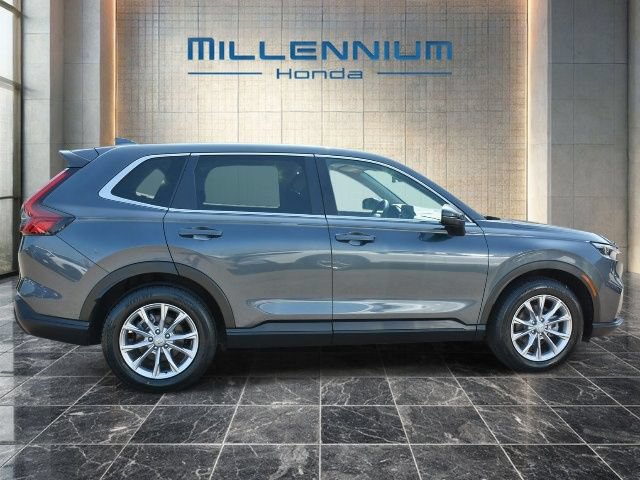 Used 2023 Honda CR-V EX image 4