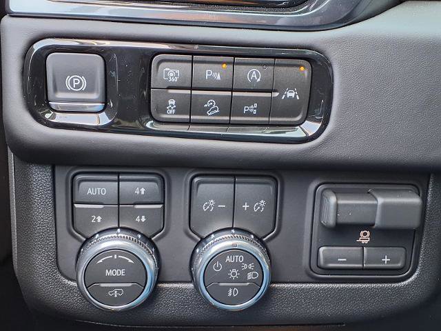 New 2026 GMC Yukon AT4 Ultimate image 15