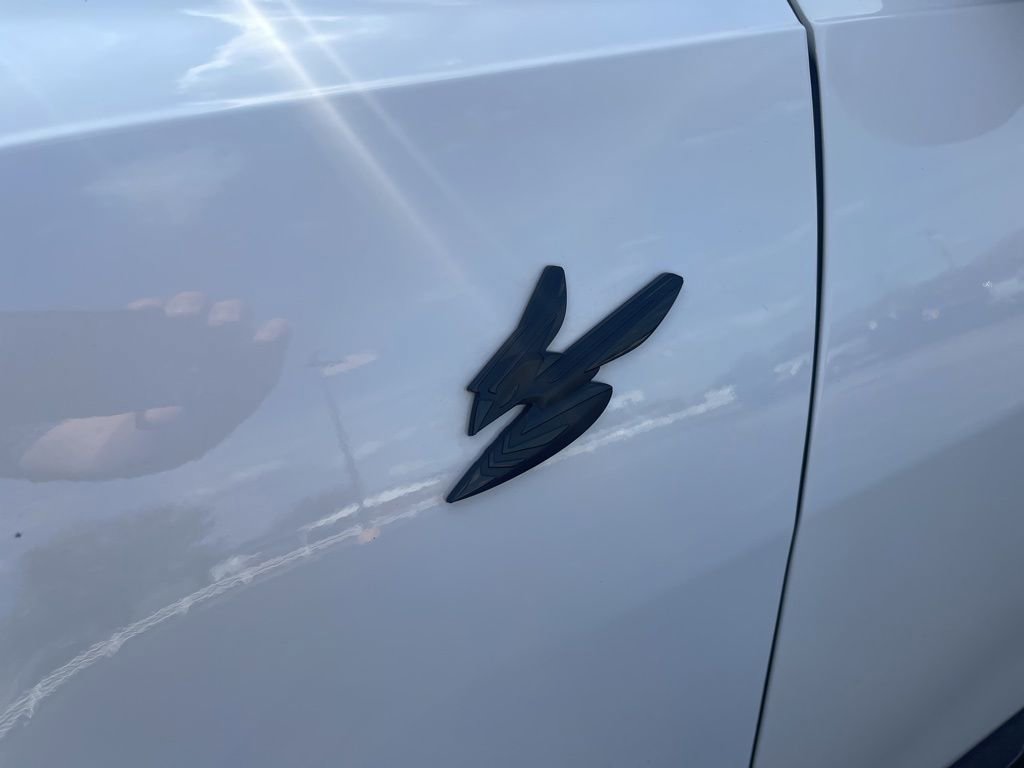 Used 2024 Dodge Hornet GT w/ GT Blacktop Package image 11