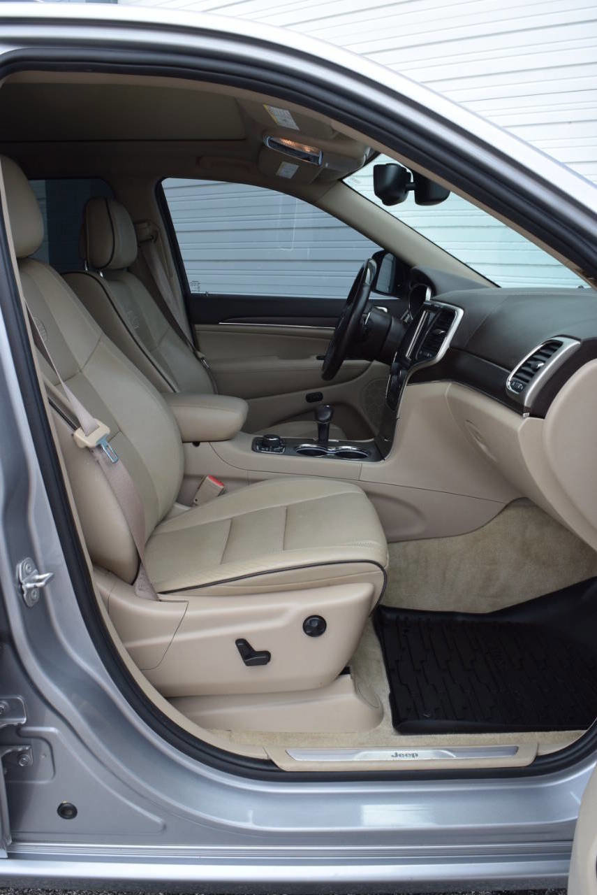 Used 2015 Jeep Grand Cherokee Overland image 55