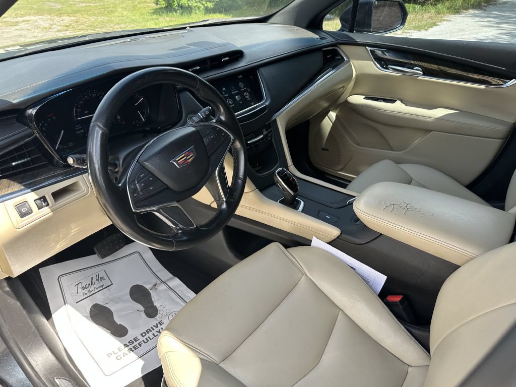 Used 2019 Cadillac XT5 FWD image 7