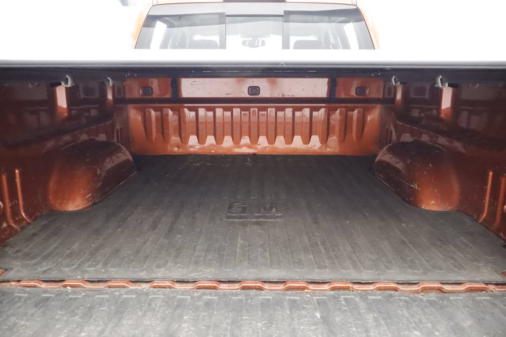 Used 2015 Chevrolet Silverado 1500 LTZ AWD/4WD image 16