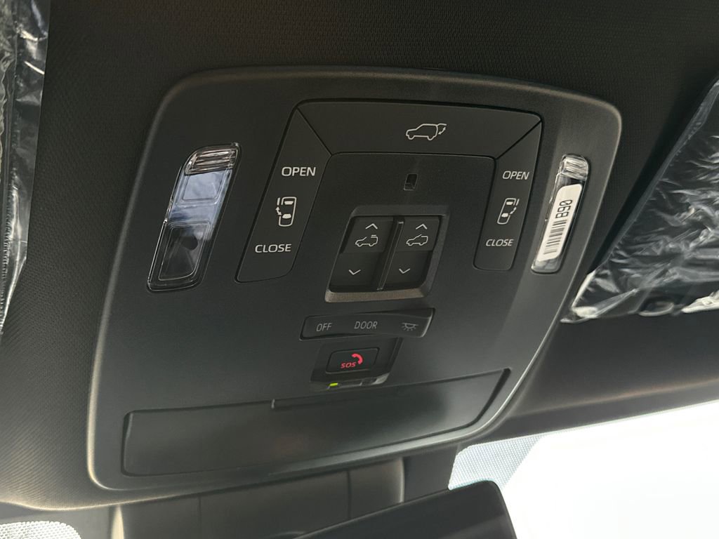 New 2026 Toyota Sienna Platinum image 33