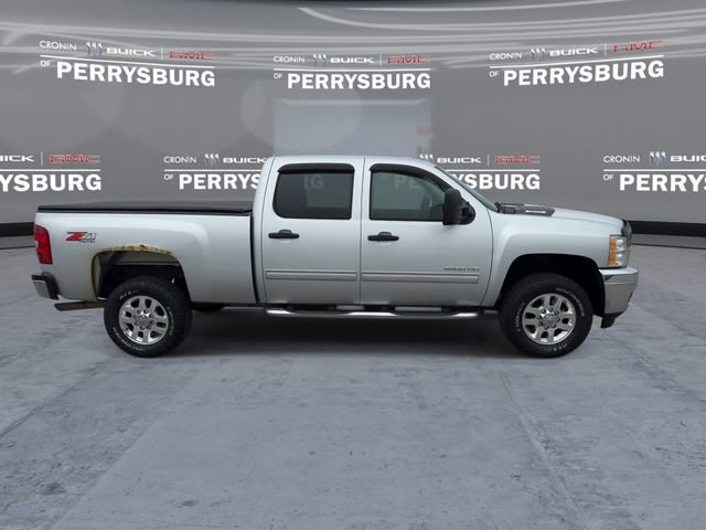 Used 2012 Chevrolet Silverado 2500 LT w/ Interior Plus Package AWD/4WD image 9