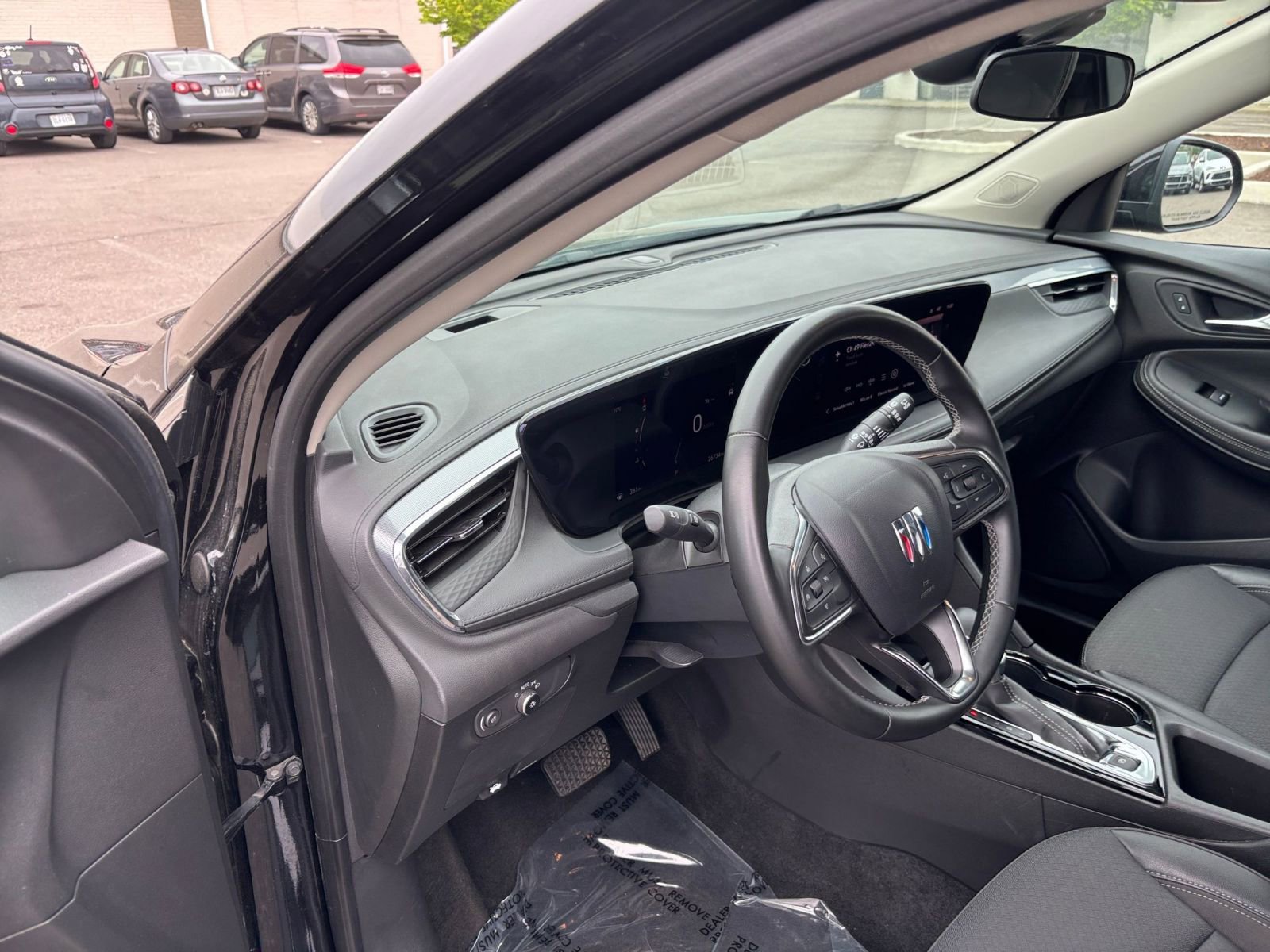 Used 2025 Buick Encore GX Preferred FWD image 33