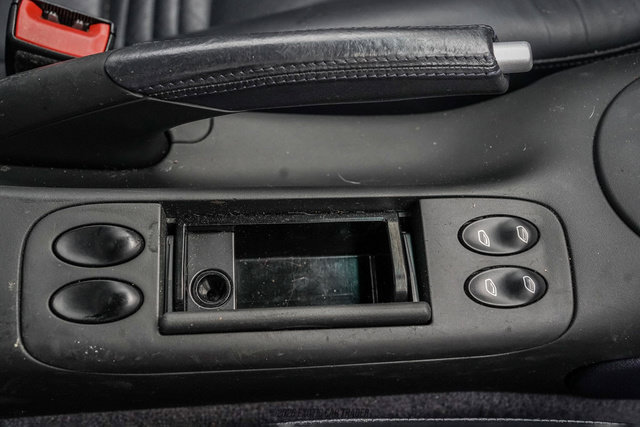 Used 2003 Porsche Boxster S RWD image 35