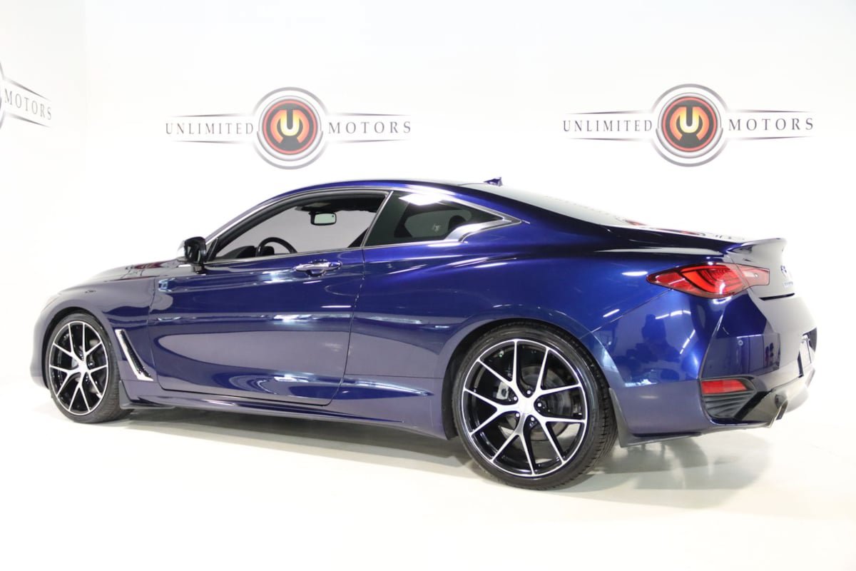 Used 2021 INFINITI Q60 3.0t Luxe w/ Essential Package RWD image 3