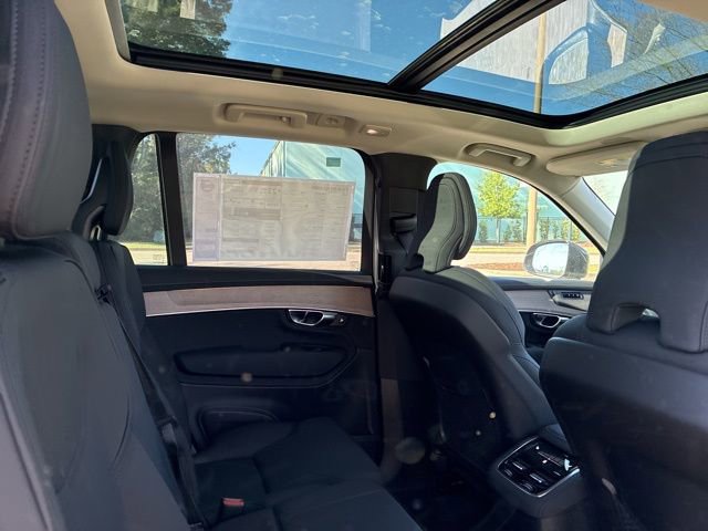 New 2026 Volvo XC90 B6 Plus w/ Protection Package Premier AWD/4WD image 24