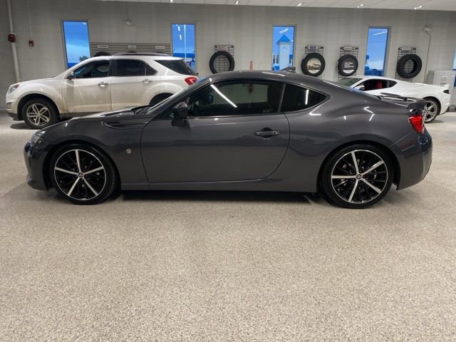 Used 2020 Toyota 86 image 9