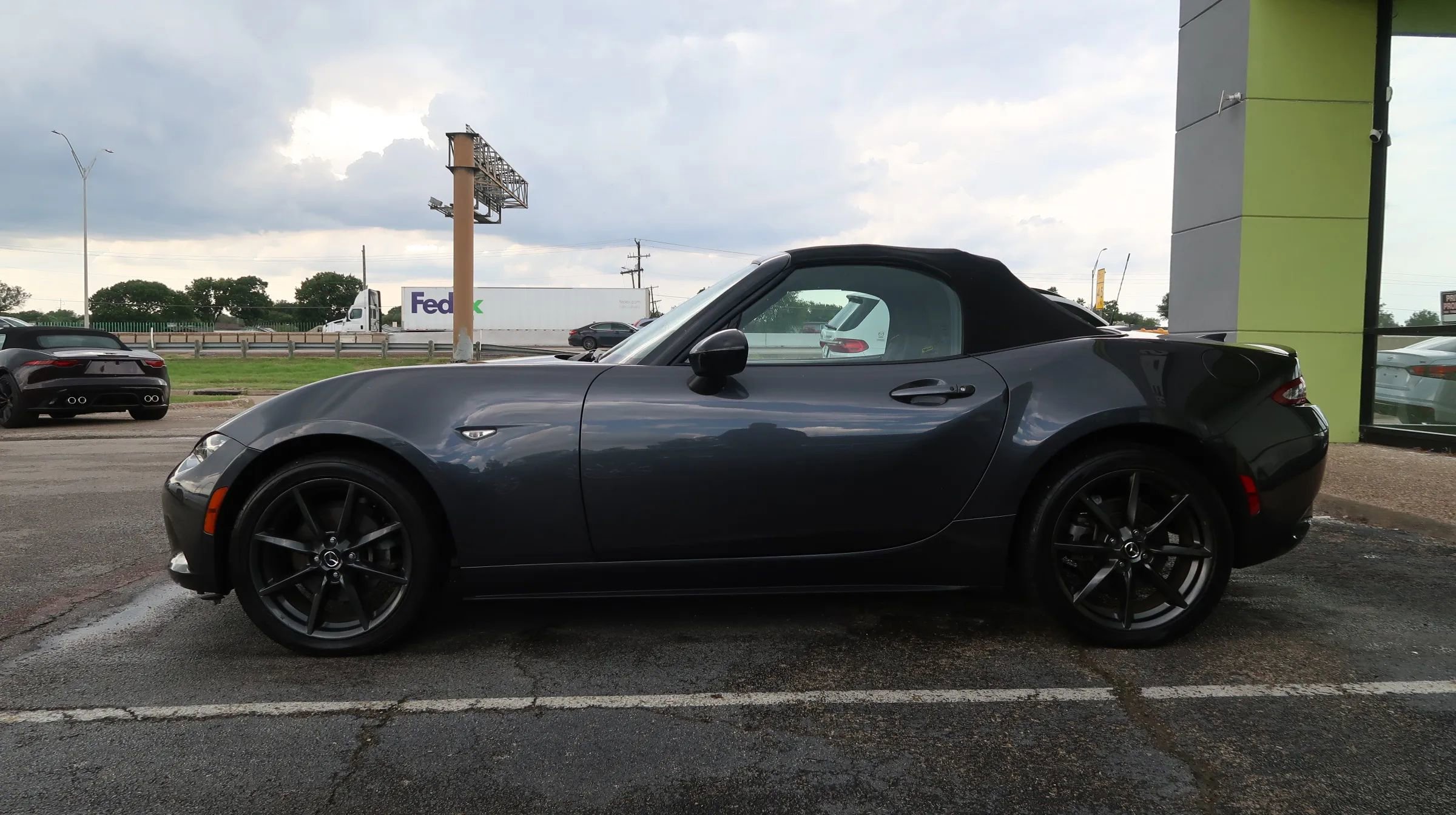 Used 2017 MAZDA MX-5 Miata Club image 7