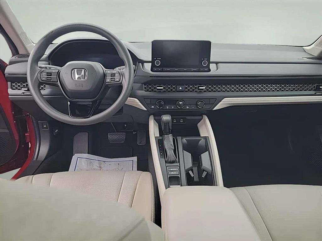 Used 2024 Honda Accord EX image 11