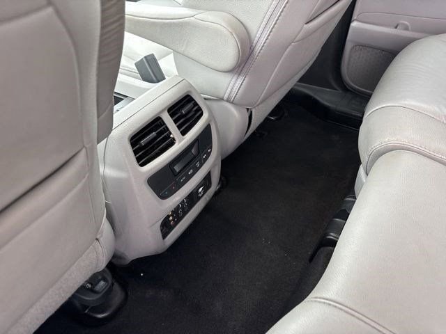 Used 2016 Honda Pilot Touring image 31