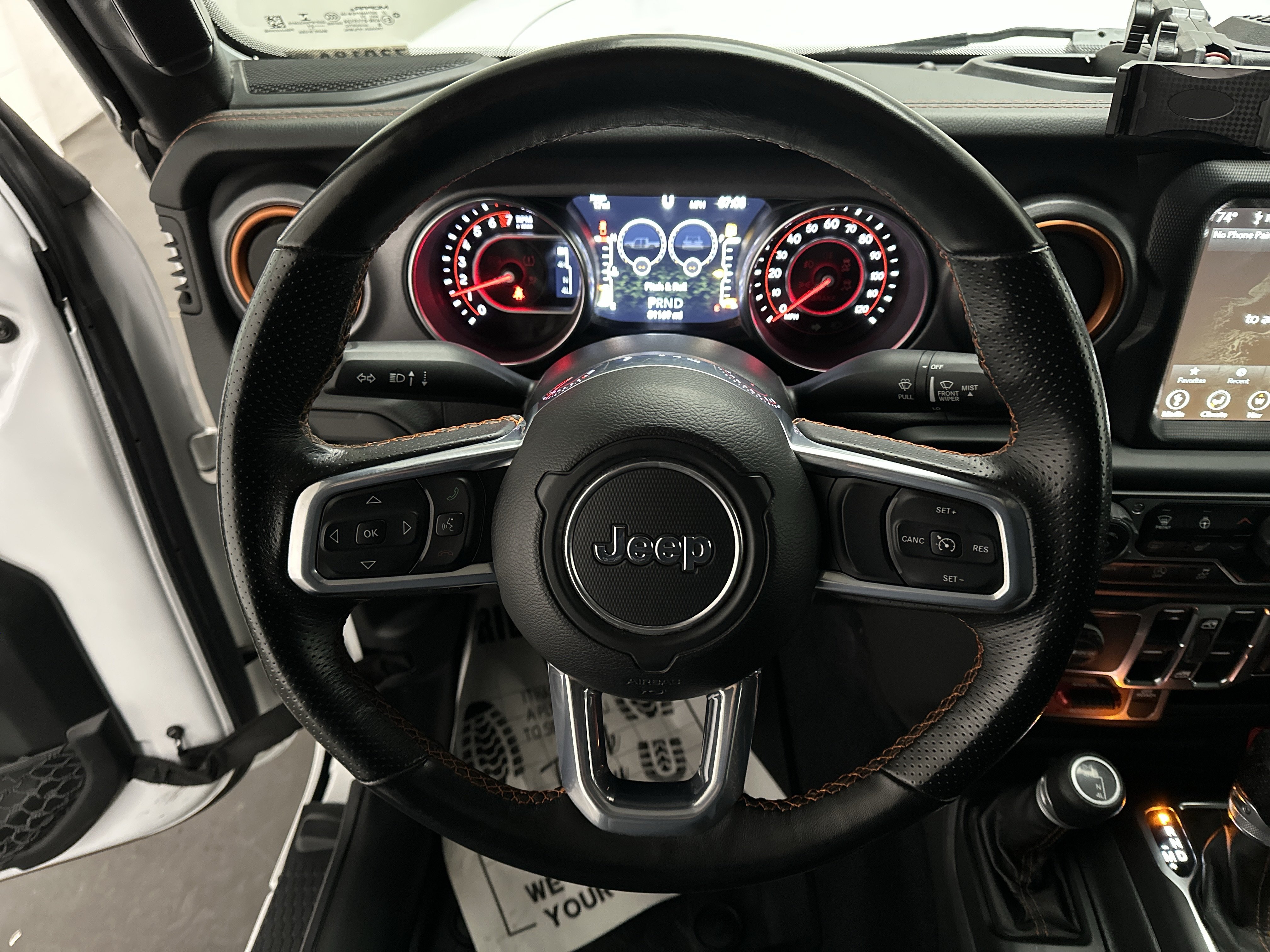 Used 2021 Jeep Gladiator Mojave AWD/4WD image 25