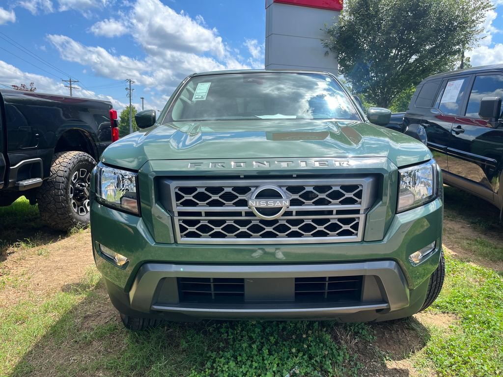 Used 2022 Nissan Frontier SV w/ Technology Package RWD image 35