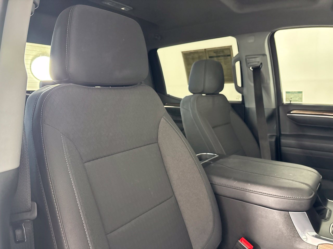 Used 2025 Chevrolet Silverado 1500 LT AWD/4WD image 24